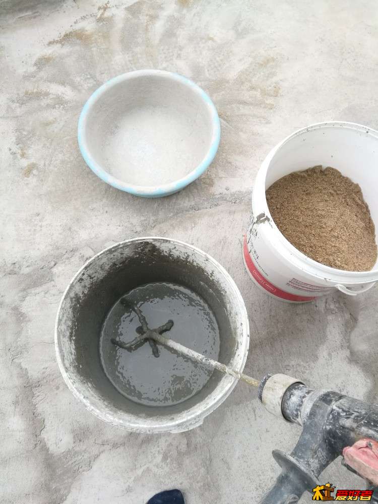 简易水泥砂浆搅拌机使用现场--河北东圣吊索具制造有限公司