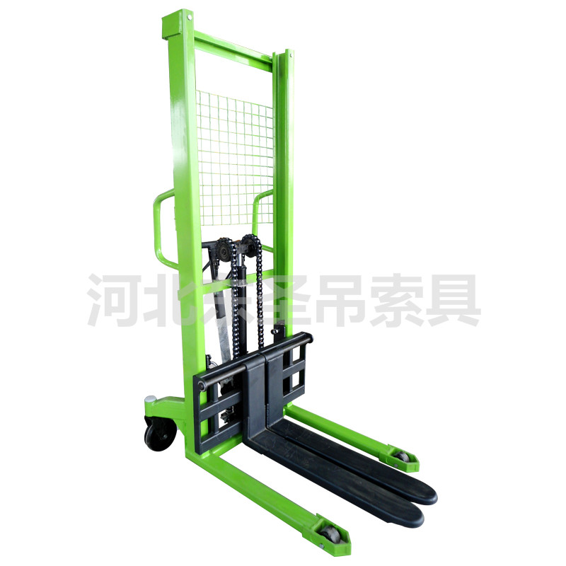 延长液压手动叉车使用寿命的四点建议<液压堆高车厂家>